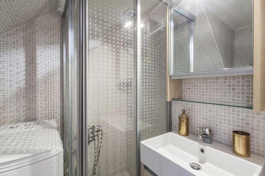אתונה Luxury Acropolis View Duplex Penthouse In Thiseio 155M2 מראה חיצוני תמונה